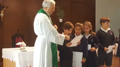 Comenzamos el curso: Eucaristía de inicio de curso, 3º y 4º de Primaria, foto 16 de 63