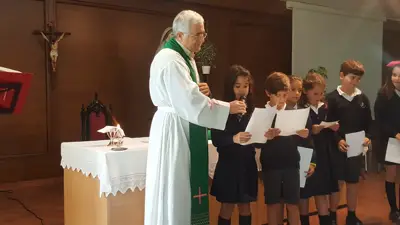 Comenzamos el curso: Eucaristía de inicio de curso, 3º y 4º de Primaria, foto 17 de 63