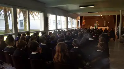 Comenzamos el curso: Eucaristía de inicio de curso, 3º y 4º de Primaria, foto 21 de 63