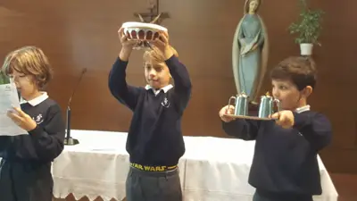 Comenzamos el curso: Eucaristía de inicio de curso, 3º y 4º de Primaria, foto 2 de 63