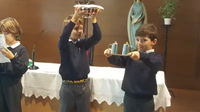 Comenzamos el curso: Eucaristía de inicio de curso, 3º y 4º de Primaria, foto 3 de 63