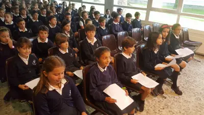 Comenzamos el curso: Eucaristía de inicio de curso, 3º y 4º de Primaria, foto 52 de 63