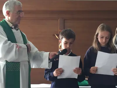 Comenzamos el curso: Eucaristía de inicio de curso, 5º y 6º de Primaria, foto 16 de 56