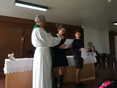 Comenzamos el curso: Eucaristía de inicio de curso, 5º y 6º de Primaria, foto 39 de 56