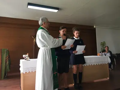 Comenzamos el curso: Eucaristía de inicio de curso, 5º y 6º de Primaria, foto 40 de 56