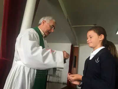 Comenzamos el curso: Eucaristía de inicio de curso, 5º y 6º de Primaria, foto 48 de 56