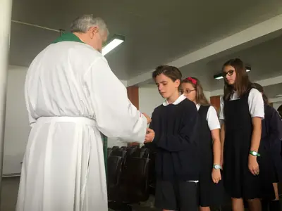 Comenzamos el curso: Eucaristía de inicio de curso, 5º y 6º de Primaria, foto 54 de 56