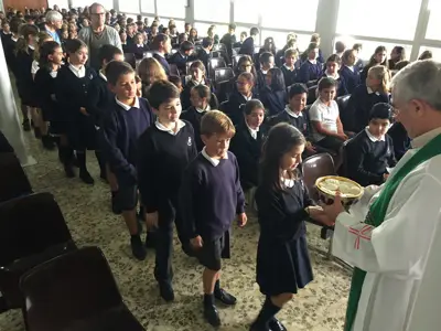 Comenzamos el curso: Eucaristía de inicio de curso, 5º y 6º de Primaria, foto 6 de 56