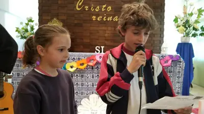 Adoración mariana, 3º y 4º de Primaria, foto 27 de 54
