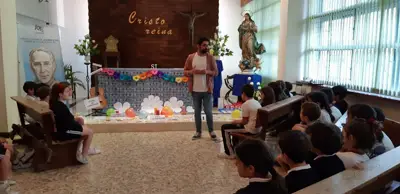 Adoración mariana, 3º y 4º de Primaria, foto 6 de 54